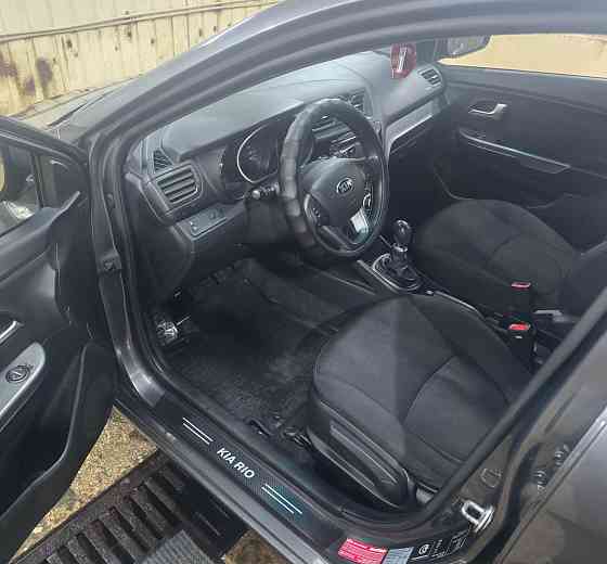 Продам шикарный автомобиль Донецк