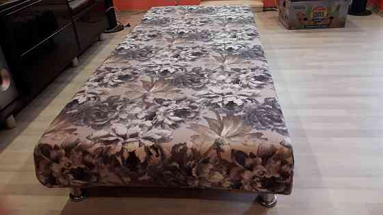Диван прямой низкий односпальный, атаманка Донецк