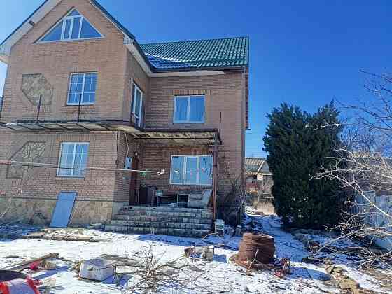 Продам 3- х этажный дом в Будённовском районе Донецк