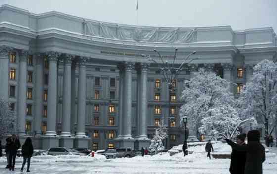 Который, не менее 1 миллиона Донецк