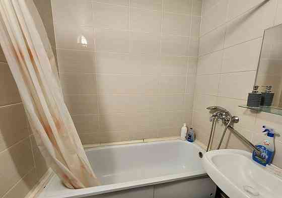 Сдаю двухкомнатную квартиру 56.0 м² этаж 3 город Донецк, Киевский район Донецк