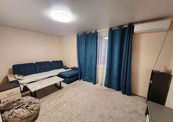 Сдаю двухкомнатную квартиру 56.0 м² этаж 3 город Донецк, Киевский район Донецк