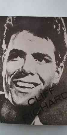 Две фотографии. Донецк