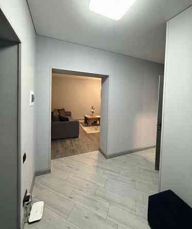 Сдаётся просторная однушка в Калининском районе, ул.м.Ульяновой, 4 этаж Донецк