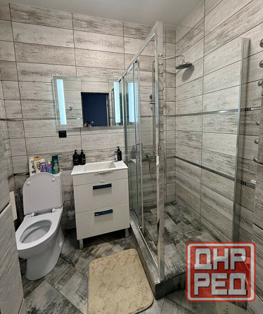 Сдаётся просторная однушка в Калининском районе, ул.м.Ульяновой, 4 этаж Донецк - изображение 3