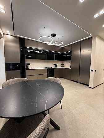 Сдам 3 к.кВ, Ворошиловский район, ул.Университетская 48Б, кинотеатр Звездочка Донецк