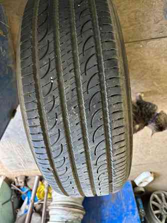Шины б/у R20 235/55 Yokohama летние. Макеевка