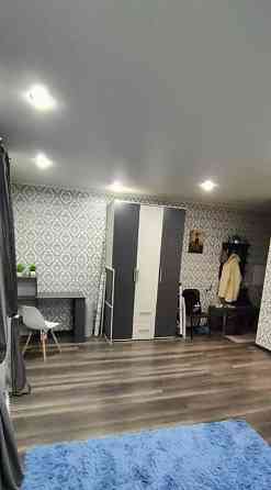 Сдается шикарная двухкомнатная квартира с очень хорошим косметическим ремонтом и дизайнерской планир Донецк