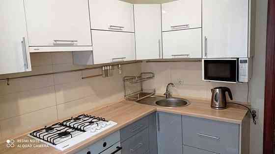 Сдается 2х-комнатная квартира в Ворошиловском районе Этаж: 7 Стоимость: 26000+ Ку + Залог Донецк