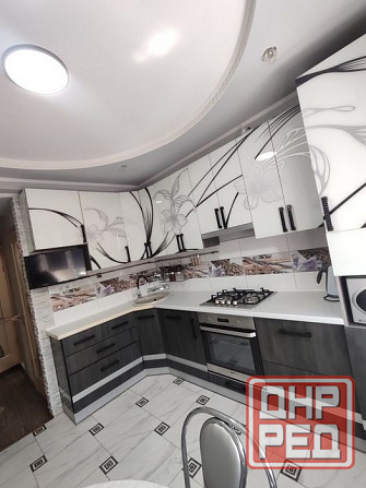 Сдается 2х-комнатная квартира с хорошим и светлым ремонтом. Квартира находится в Калининском районе Донецк - изображение 1