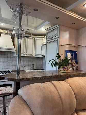 Сдается 2х-комнатная квартира в Киевском районе по ул. Артема, недалеко от Галактики Этаж: 6 Донецк