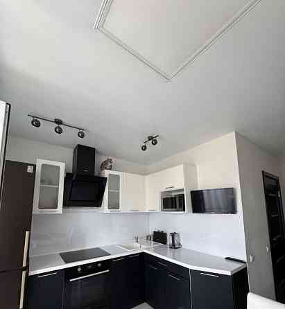 Сдам 2-х комнатную квартиру в центре Донецка расположенную в Ворошиловском районе на 4-ом этаже. Донецк