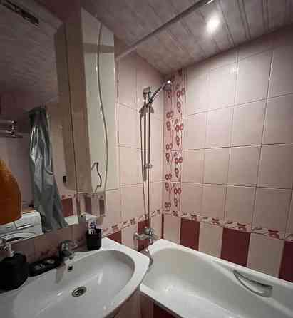 Сдается: Однокомнатная квартира Этаж: 4/5 Район: Будённовский Площадь квартиры: 33м² Донецк