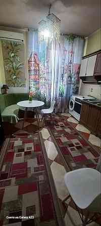 Посуточно/почасово 1-к квартира, центр города, пл. Ленина, отель Донбасс Палац Донецк