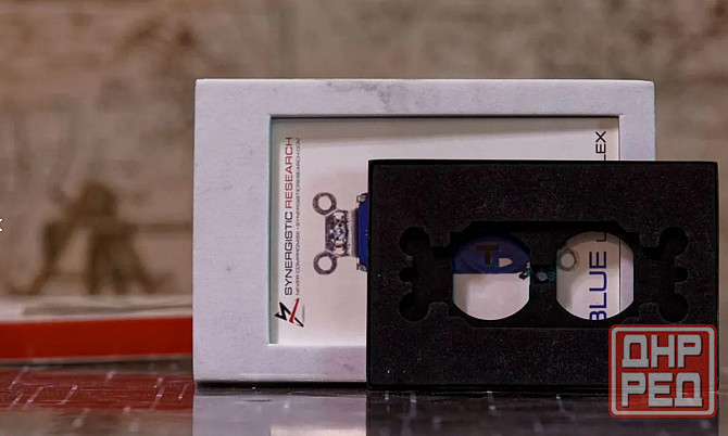 Synergistic Research Carbon Fiber Duplex Cover Донецк - изображение 2