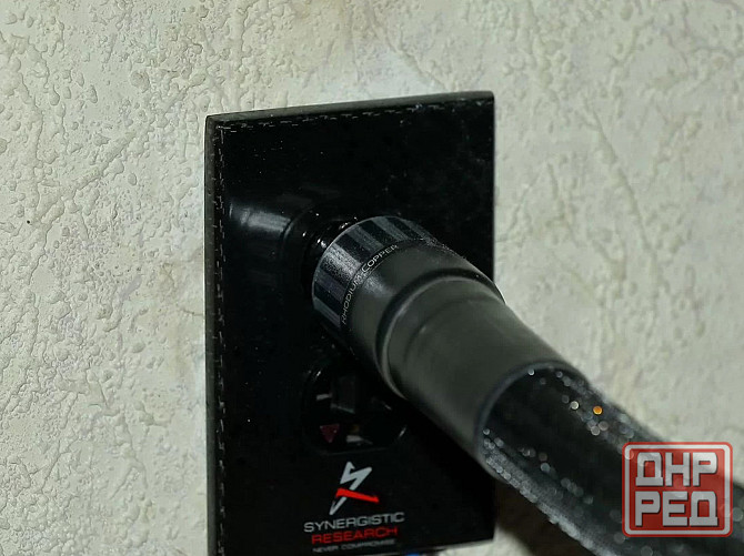 Synergistic Research Carbon Fiber Duplex Cover Донецк - изображение 4