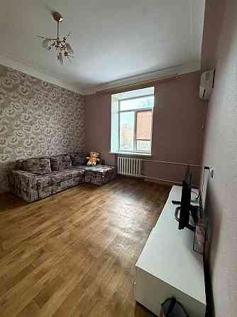 Сдам квартиру посуточно инвх(оцкб) ленинский р-н Донецк