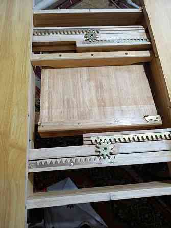 Обеденный стол трансформер натуральное дерево Макеевка