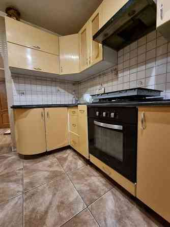 Сдам 1 комнатную квартиру в Пролетарском районе ориентир: Ледовая Арена " Алмаз " Этаж: 3/9 Донецк