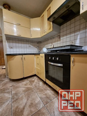 Сдам 1 комнатную квартиру в Пролетарском районе ориентир: Ледовая Арена " Алмаз " Этаж: 3/9 Донецк - изображение 1