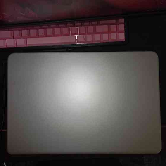 Продам свой ноутбук в идеальном состоянии. Енакиево