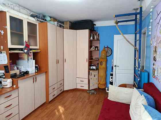 Продам 2х ком кв-ру на Заперевальной с раздельными комнатами Донецк