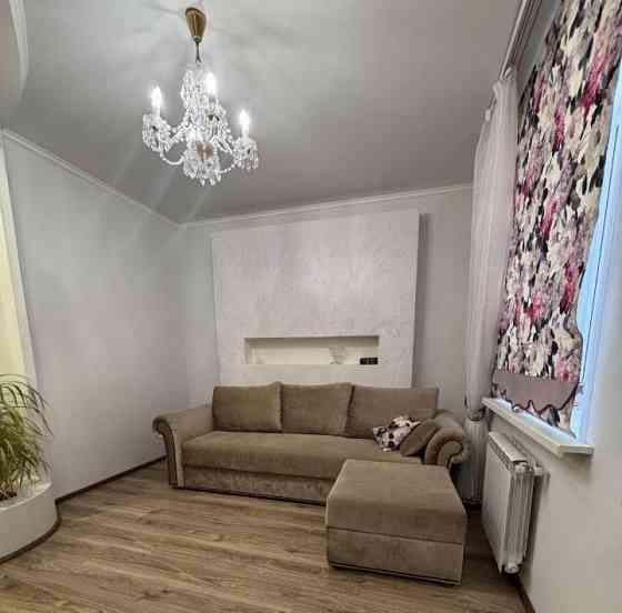 Сдаю двухкомнатную квартиру 66.0 м² этаж 1/5 город Донецк, Киевский район, Донецк Сити, Челюскинцев Донецк