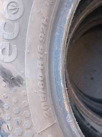 Продаю резину летнюю 205 60 16 кумхо Донецк