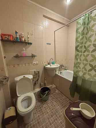 2 кв. 5 участок рядом Павла Поповича Донецк