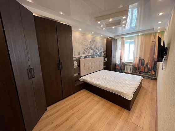 Сдается 2-ая квартира Район: Калининский, ориентир Покровский храм Донецк