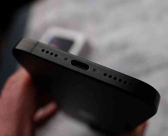 iPhone 16 Pro Max, 256 гб Макеевка