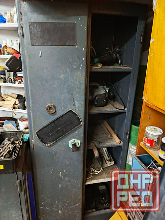 Шкаф металлический Донецк - изображение 1