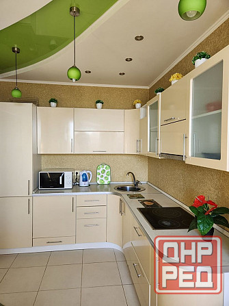 Сдаётся трёхкомнатная квартира вблизи рынка Сокол, Текстильщик Донецк - изображение 2