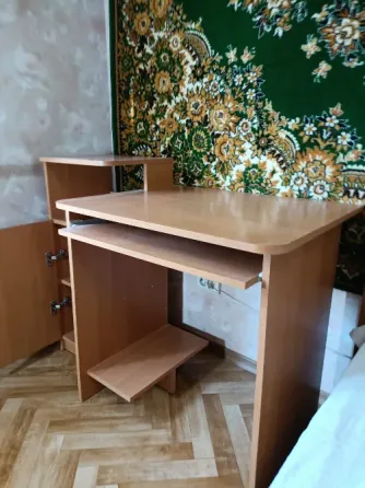 Стол компьютерный, светлый, ольха Донецк