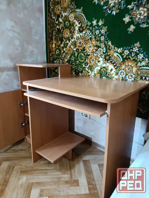 Стол компьютерный, светлый, ольха Донецк - изображение 2