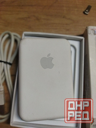 Apple Mag safe battery pack 1460 mАh a2384 Макеевка - изображение 2