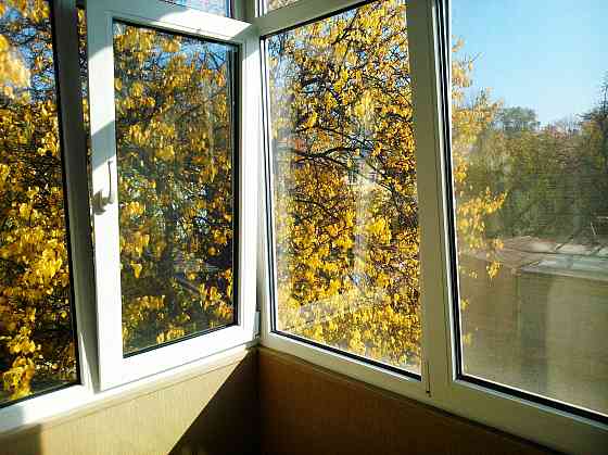 Продам 3-комн квартира. Сталинка. Капитальный ремонт. Вода круглосуточно. Донецк