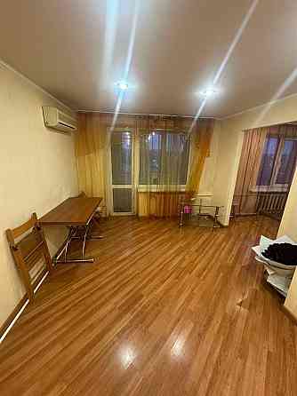 Продам 1 ком большую квартиру ,самый центр Донецк