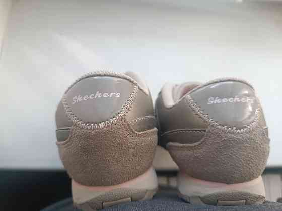 Продаются женские кроссовки Skechers Донецк