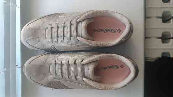 Продаются женские кроссовки Skechers Донецк