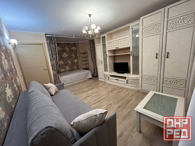 Сдается 1-комнатная квартира в Ворошиловском районе по Школьному Бульвару Донецк - изображение 1