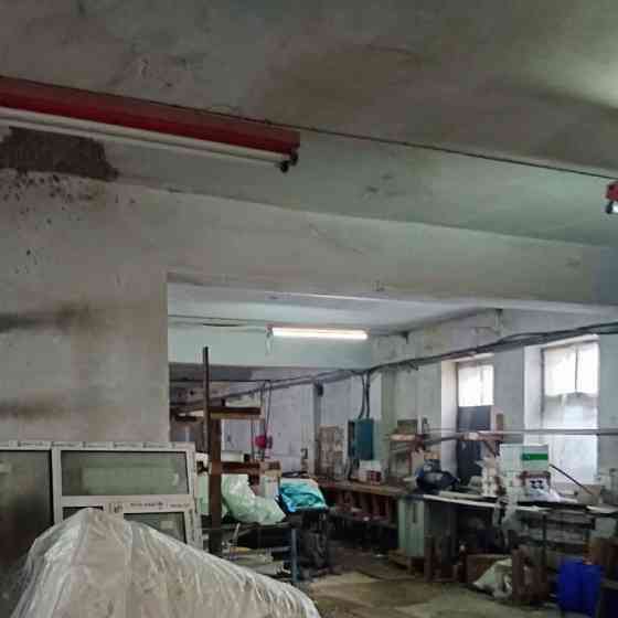 Отдельно-стоящее здание в 2х уровнях, 450кв, Буденновский район Донецк