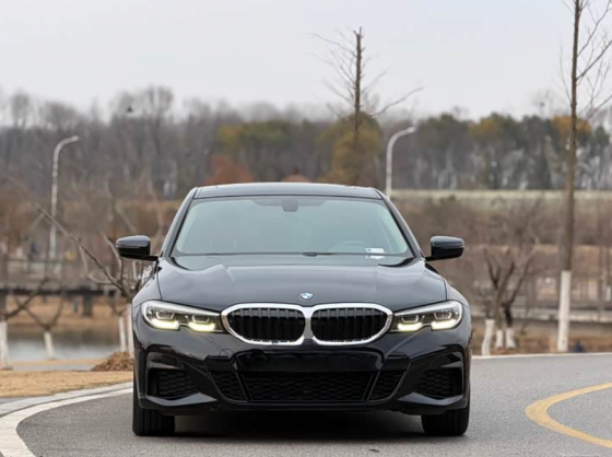 BMW 3 Series 2021 320Li M sports suit Луганск