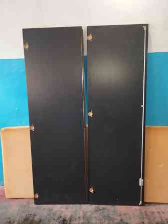 Продам 2 зеркала от мебельного гарнитура. Донецк