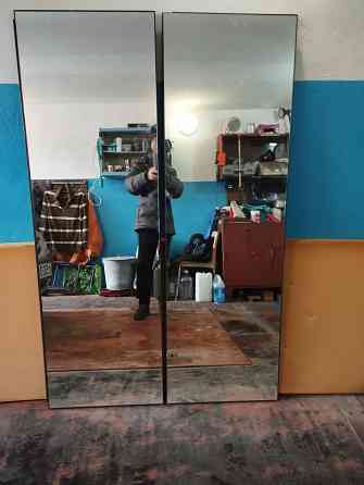 Продам 2 зеркала от мебельного гарнитура. Донецк