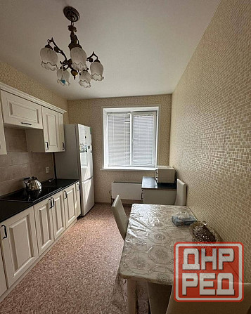 Сдаю двухкомнатную квартиру 62.0 м² этаж 8, город Донецк, Ворошиловский район, Крытый рынок Донецк - изображение 1