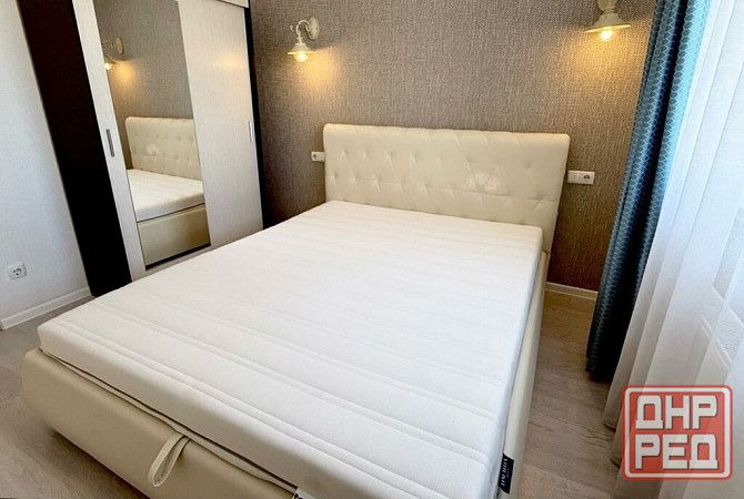 Сдам евро-двушку . Киевский район, улица Щорса Общая площадь 42м2, спальня 10 м2, Донецк - изображение 1