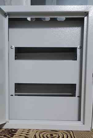 Металлический ящик с замком под эл.щиток Донецк