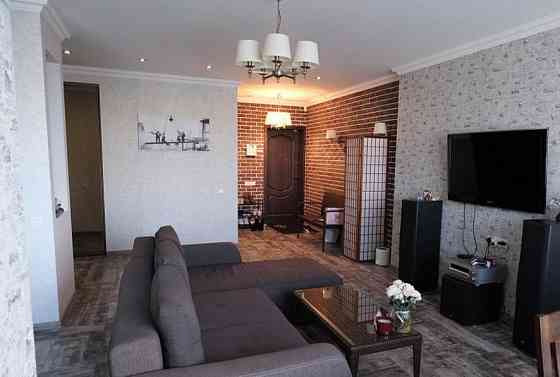 дается 3-комнатная квартира , Киевский район Донецк