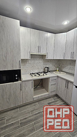 Сдается 1-комнатная квартира в Ворошиловском районе по улице Челюскинцев ориентир Атлетик Донецк - изображение 1